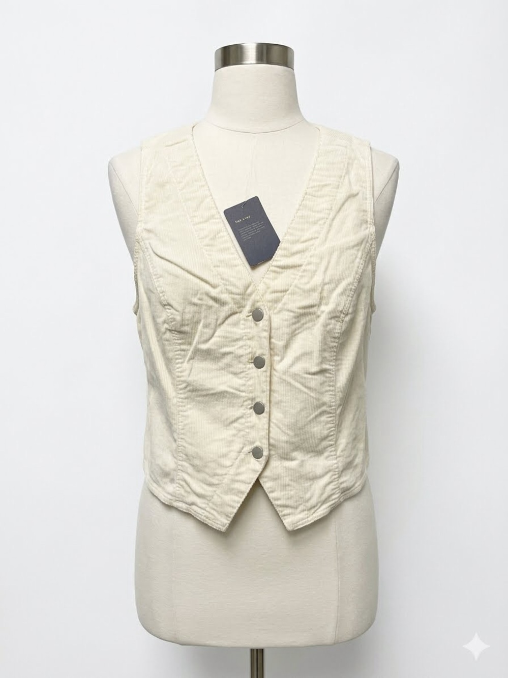 Universal Thread Cream Button-Front Sleeveless Vest